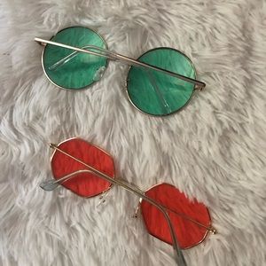 Bundle of 2 Tinted Retro Glasses